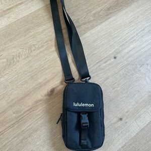 lululemon athletica bag